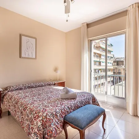 Apartman El Balcon De La Catedral / Center